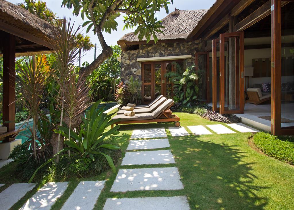 Villa Suar Drupadi Seminyak Extérieur photo