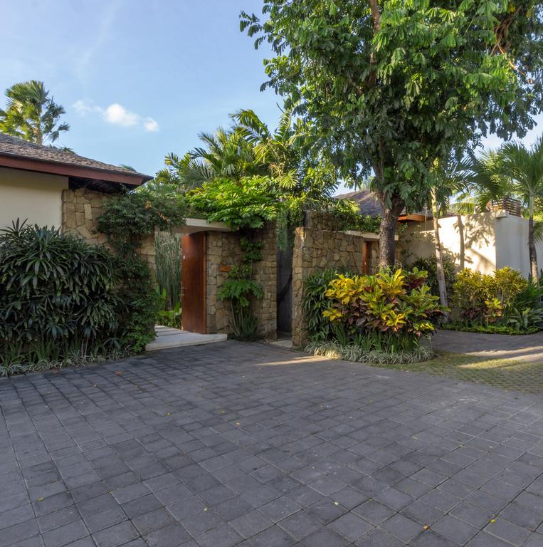 Villa Suar Drupadi Seminyak Extérieur photo