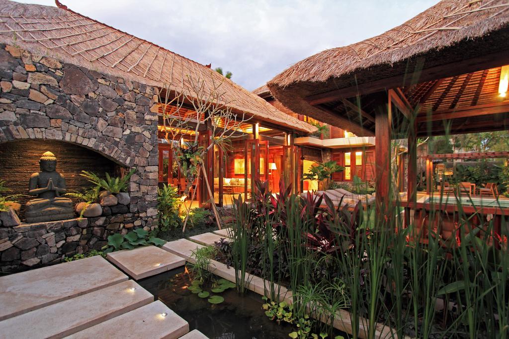 Villa Suar Drupadi Seminyak Extérieur photo