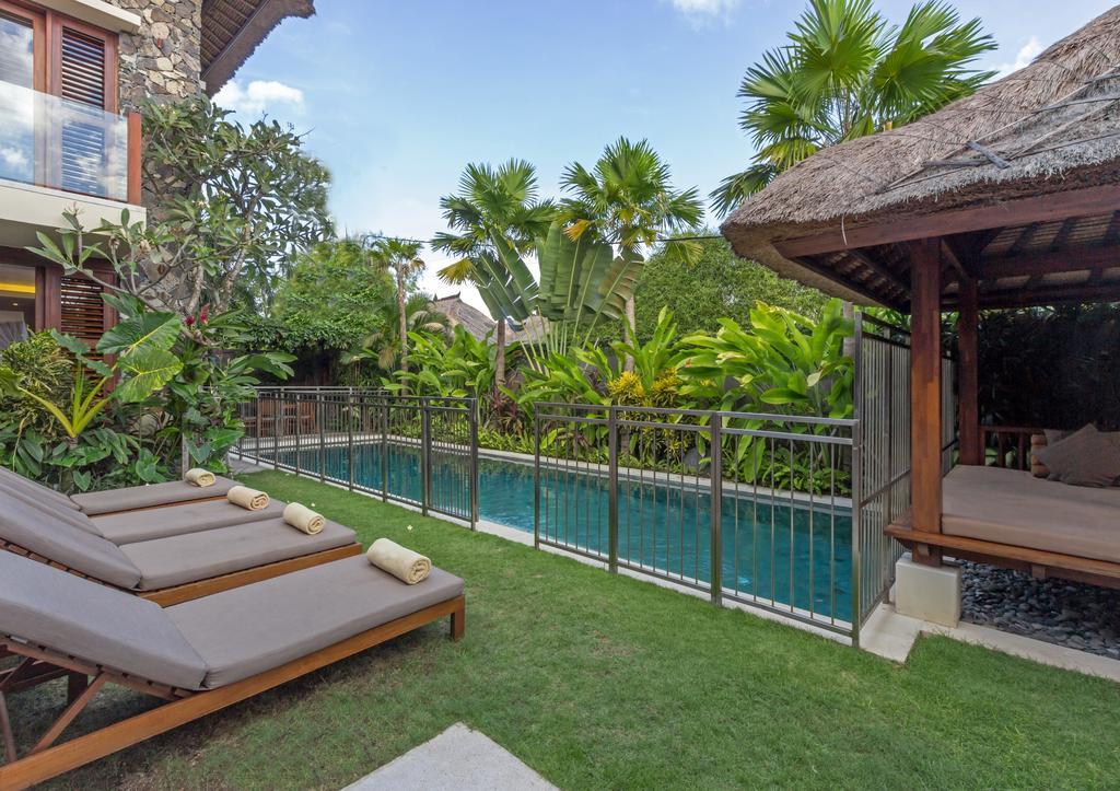 Villa Suar Drupadi Seminyak Extérieur photo