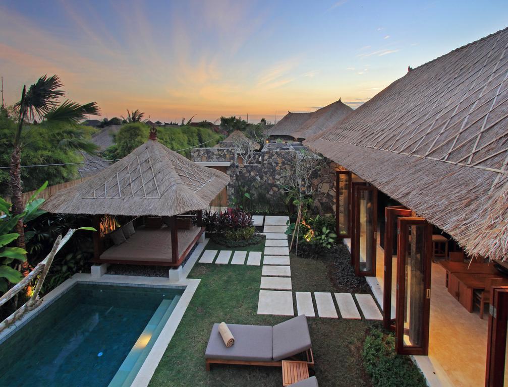 Villa Suar Drupadi Seminyak Extérieur photo